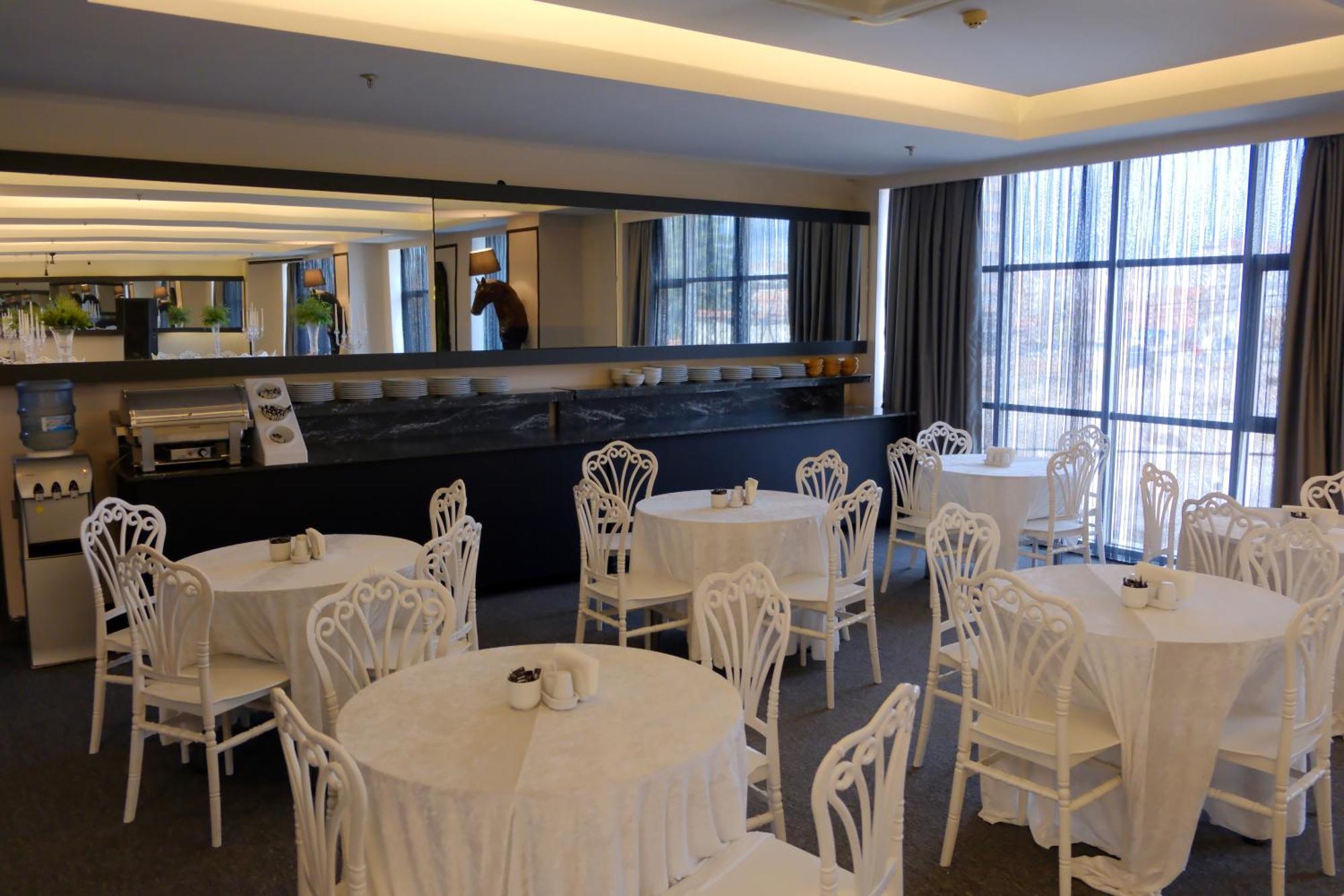 Marwa Hotel Eskisehir Bagian luar foto
