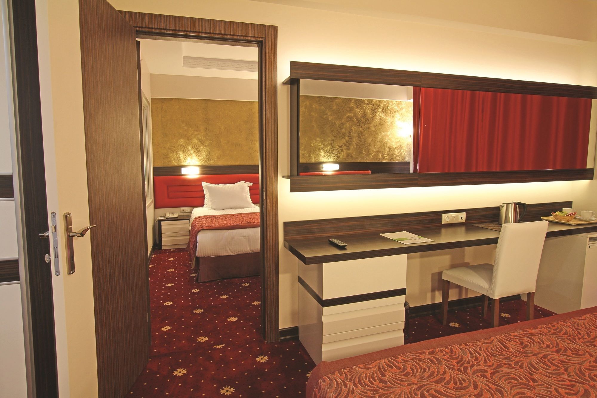 Marwa Hotel Eskisehir Bagian luar foto